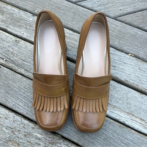 Also Love U Platform Square Toe Chunky High Heel Tassel Khaki Tan Loafers Sz 36 - Picture 7 of 16